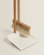جارو و خاک انداز دسته بلند زارا - Image 3