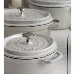 قابلمه چدن 24 سانت سفید staub