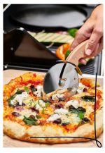 پیتزا بر دسته چوبی IKEA GRILLTIDER