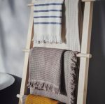 حوله دستی ایکیا VALLASAN خاکی سایز 40×70 - Image 5