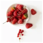شمع معطر با ظرف شیشه‌ای، صورتی روشن،رایحه توت‌های قرمز IKEA HOKGOK - Image 3